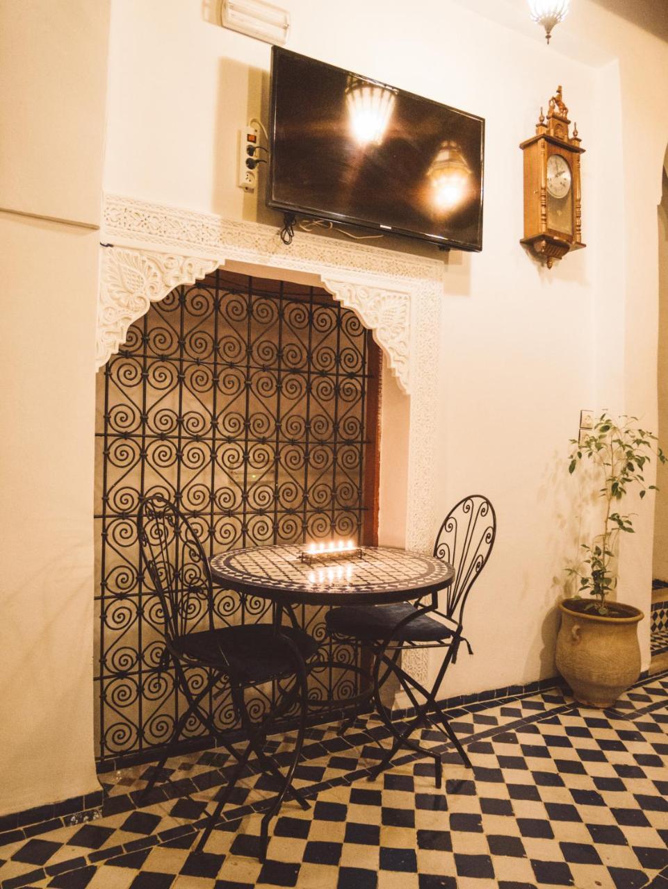 Dar Chrif Idrissi Hotel Fes Exterior photo